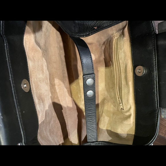 Misa B.G Purse Crystal Handle - Picture 2 of 4